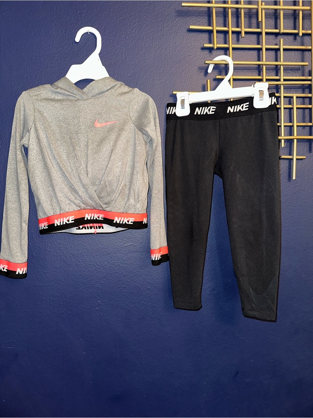 Nike Crop Hoodie and Leggings Set size 4
